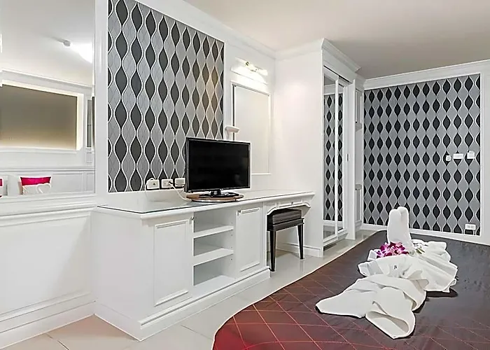 Hotel Convenient Park 4*