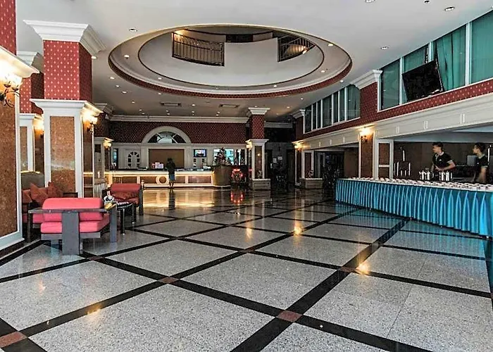 Convenient Park Hotel