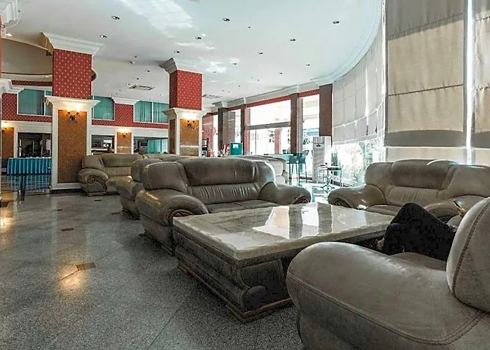 Convenient Park Hotel 4*